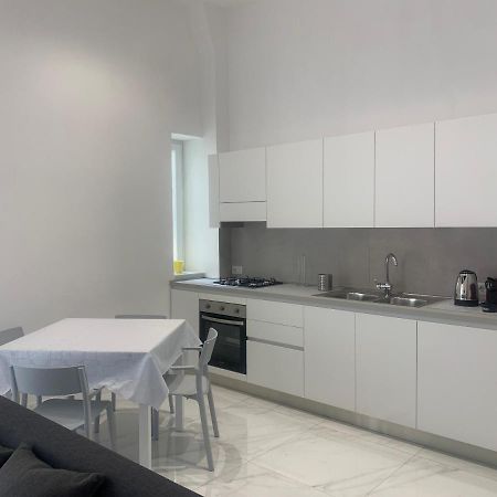 Appartamento Incantevole A Chiaia Napoli Esterno foto