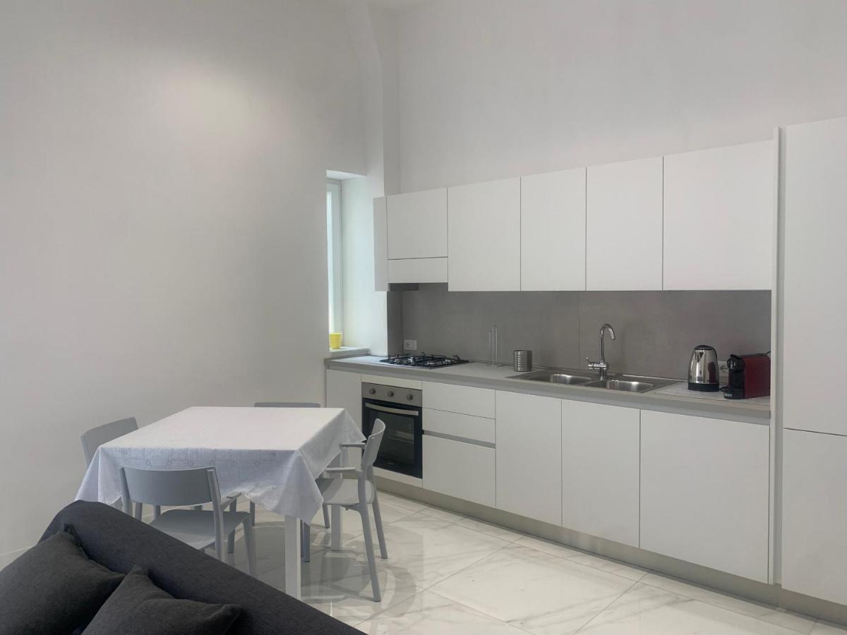Appartamento Incantevole A Chiaia Napoli Esterno foto